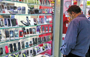 گوشی ‌های آیفون در بازار امروز حدود ۱۰ میلیون گران شد قیمت