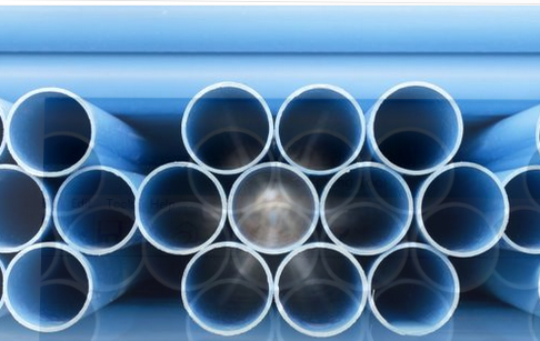 شرکت فورموسا پلاستیک ایالات متحده، تولیدکننده ی پلی‌وینیل کلرید، تصمیم گرفته است تولید تنها یک گریدِ پی‌وی‌سی را - کا67 (لوله ی 622 ) - در مقطعی از ماه دسامبر ادامه دهد. پیشتر، بازیگران بازار ذکر کرده بودند که فورموسا قصد لغو وضعیت فورس ماژور در ژوئن 2021 را داشته است. یادآوری: این شرکت در آگوست 2020، برای تمامی گریدهای پی‌وی‌سی اعلام فورس ماژور کرده بود.