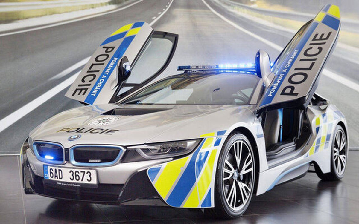 لاکچری ترین خودروهای پلیس در جهان که تاکنون ندیده‌اید+عکس