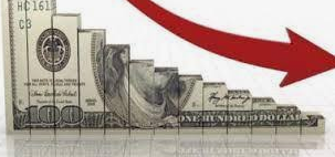 آخرین شنیده‌ها از بازار ارز از سقوط قیمت دلار به کانال 21 هزار تومانی در معاملات پشت خطی خبر می‌دهد. طی دو هفته اخیر دلار افت بیش از 4 هزار تومانی معادل 15 درصد را تجربه کرده است.