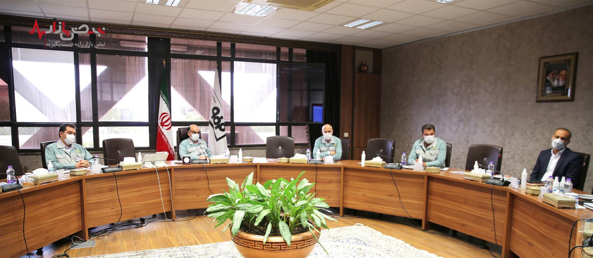 مدیرعامل شرکت فولاد مبارکه در دیدار با مدیرعامل و هیئت مدیره باشگاه سپاهان تاکید کرد:توسعه دهکده المپیک یک ضرورت ملی است/ حرکت سپاهان به سمت باشگاه داری حرفه‌ای