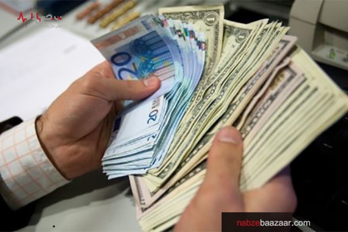بررسی قیمت ارز در بازار معاملات امروز ۱۵ آذر ۱۴۰۰ / یورو، پوند و درهم چند؟