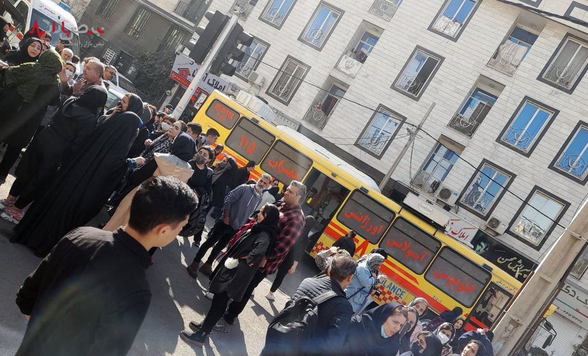 مسمومیت سریالی دانش آموزان تهرانسر تهران/ترافیک شدید دسترسی به تهرانسر را مختل کرد مسمومیت سریالی دانش آموزان تهرانسر تهران/ترافیک شدید دسترسی به تهرانسر را مختل کرد