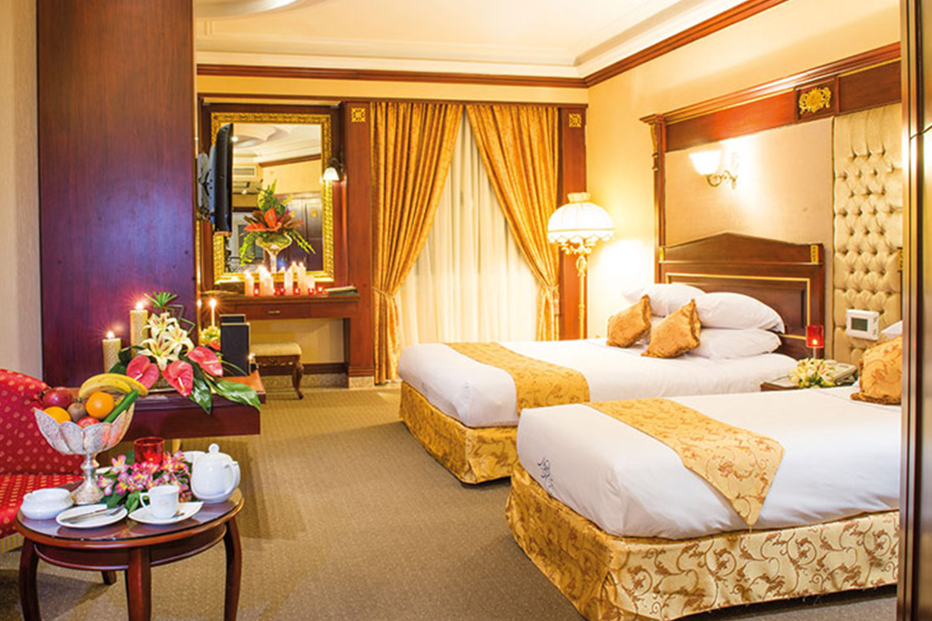 سفر ارزان به مشهد با تخفیف‌های ویژه فلای تودی