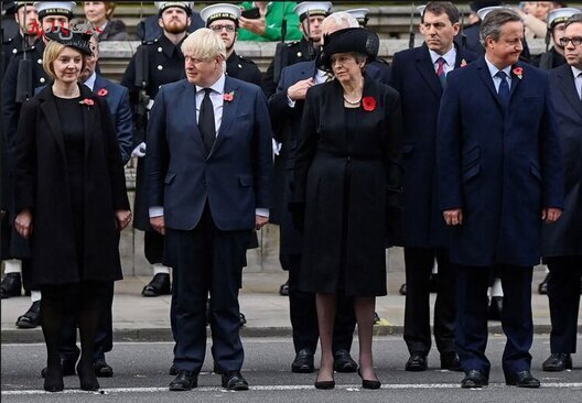 4 نخست وزیر اسبق انگلیس (از حزب محافظه کار) در مراسم روز یادبود کشته شدگان در جنگ در لندن/ خبرگزاری فرانسه