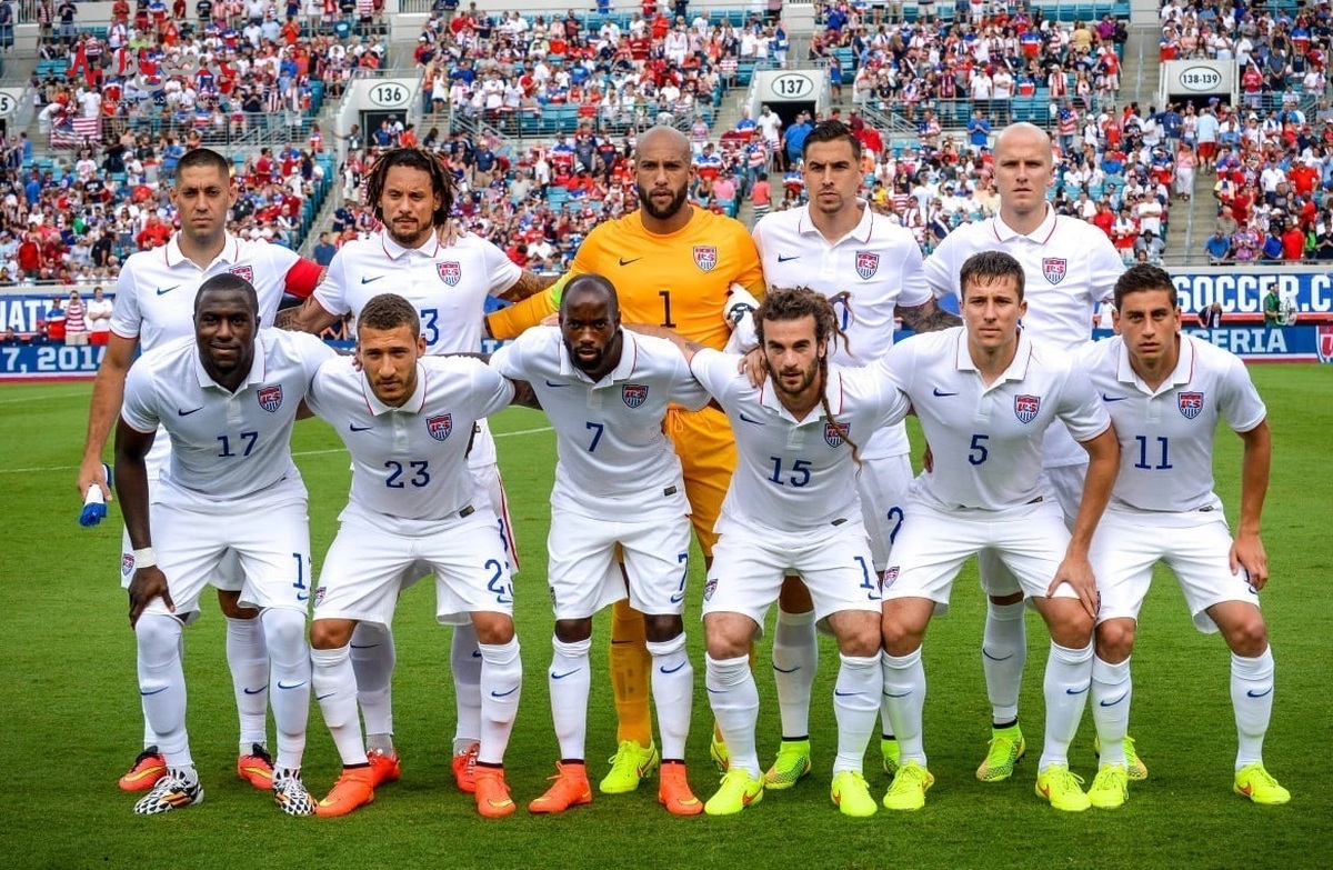 یک خوش شانسی تیم ملی آمریکا در بازی با انگلیس