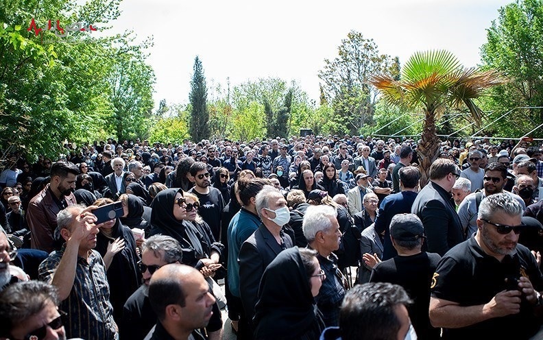 خاکسپاری کیومرث پوراحمد