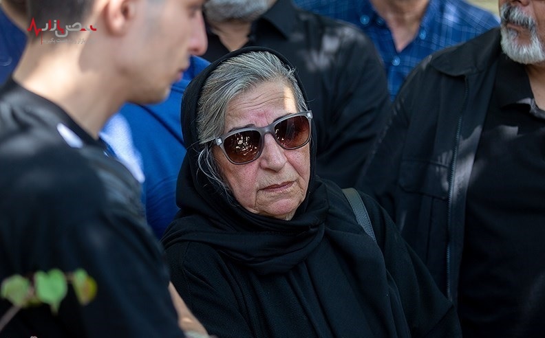 خاکسپاری کیومرث پوراحمد