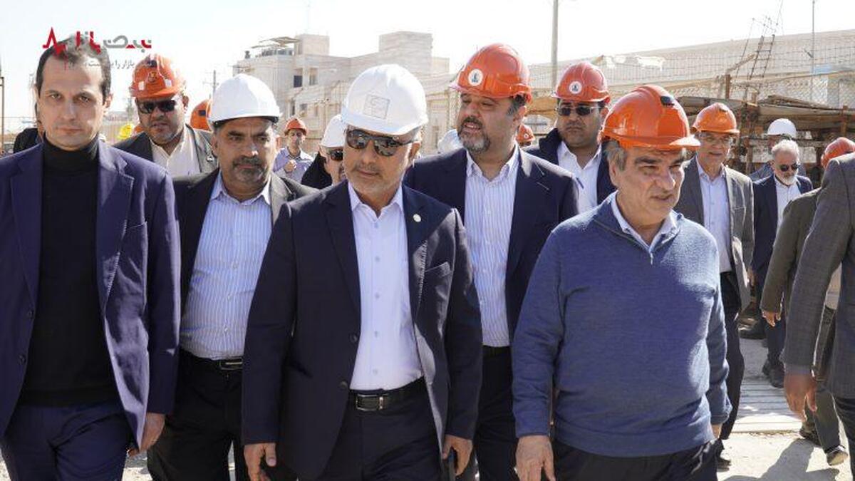 بازدید دکتر انصاری نیک از پتروشیمی کارون