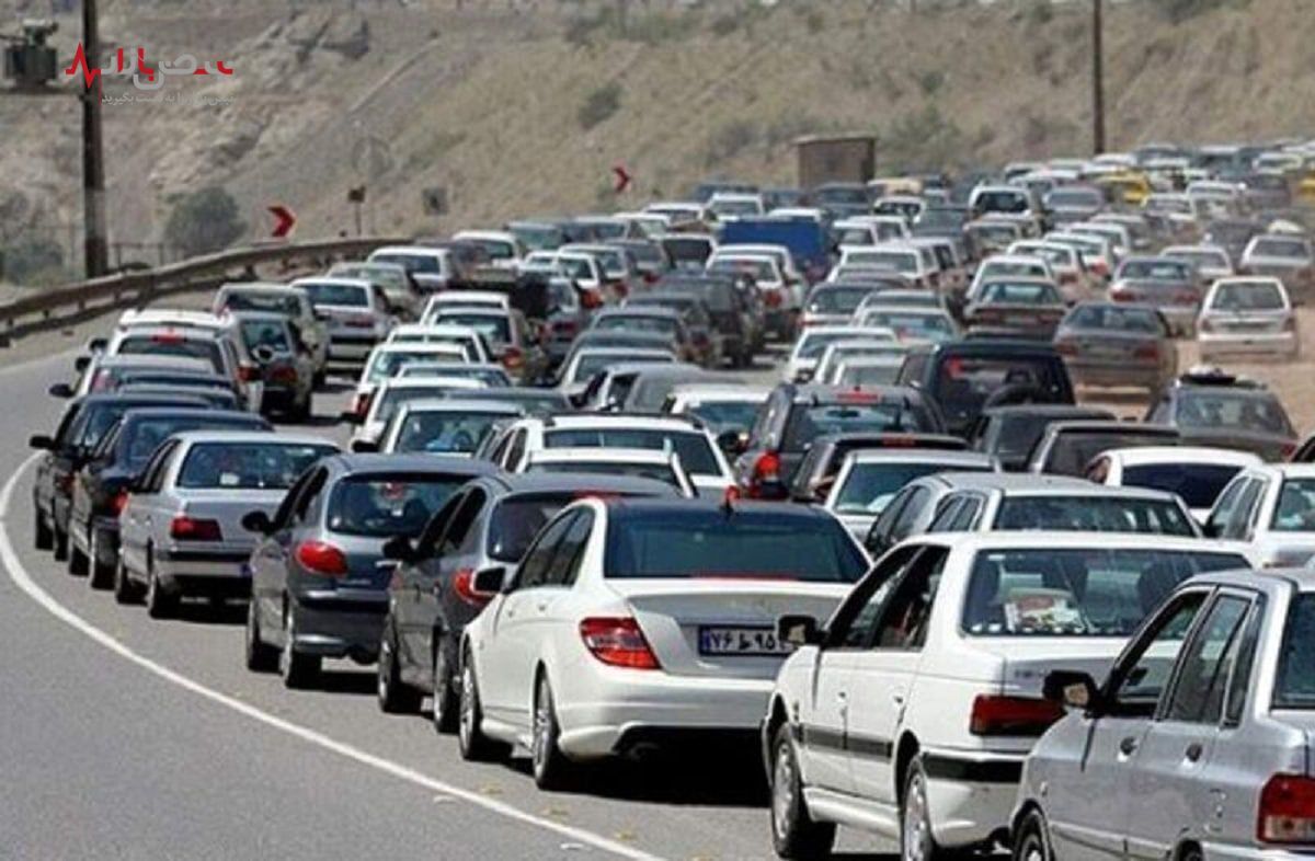 آخرین وضعیت جاده ها / ترافیک آزادراه تهران - شمال فوق سنگین شد
