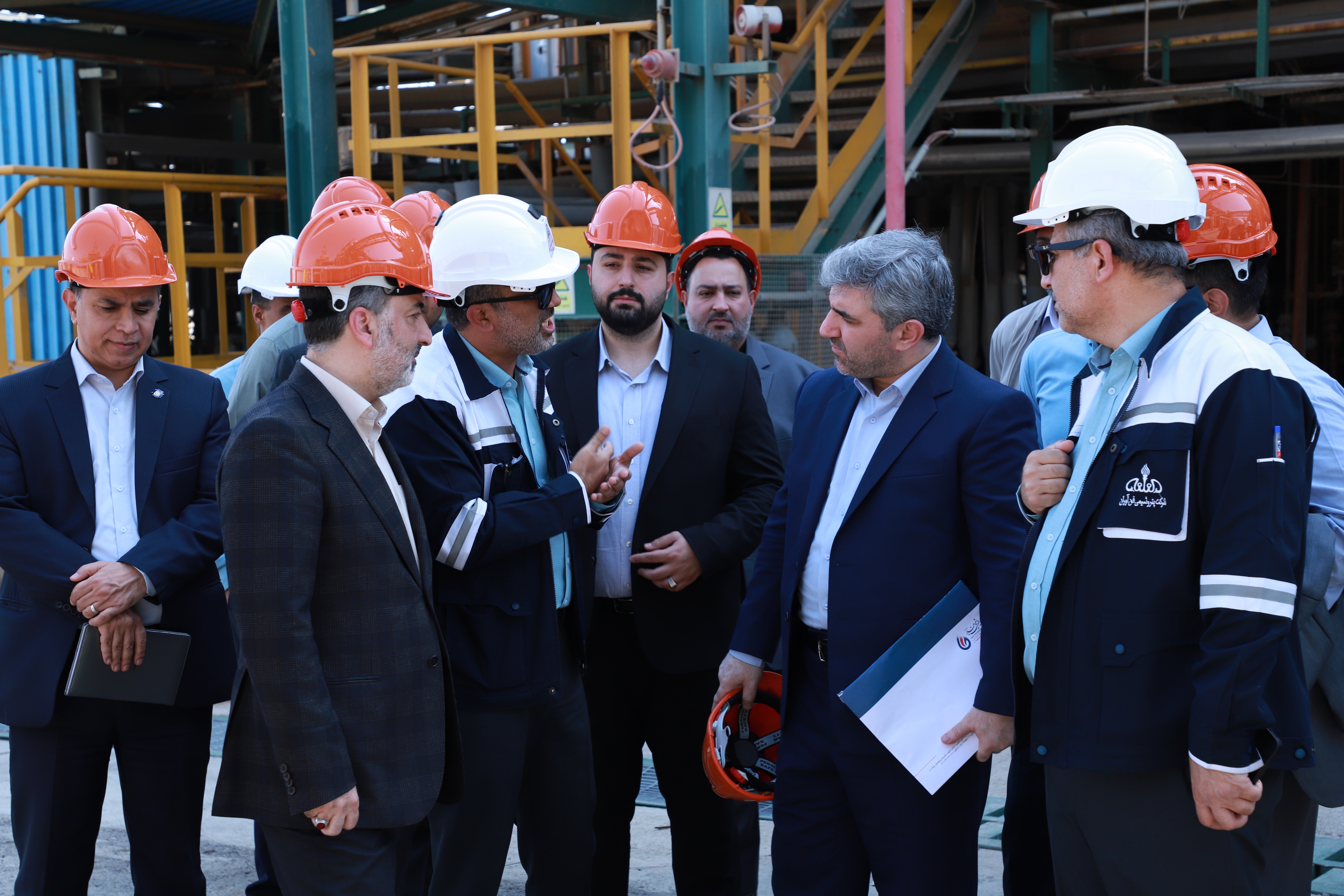 بازدید میدانی دکتر افقهی سرپرست شرکت سرمایه گذاری نفت، گاز و پتروشیمی تامین (تاپیکو) از شرکت پتروشیمی فن آوران