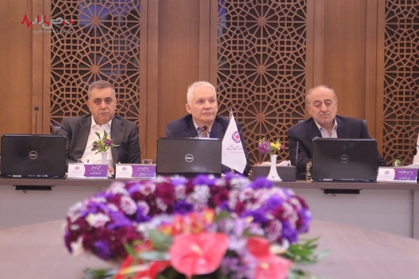 بازدید اعضای هیات مدیره بانک ایران زمین از شعب استان اصفهان بازدید اعضای هیات مدیره بانک ایران زمین از شعب استان اصفهان