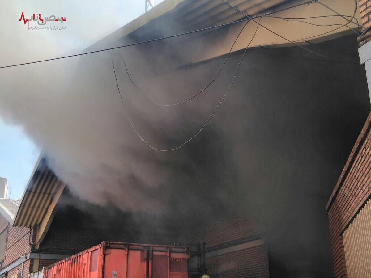 جزئیات آتش سوزی انبار وزارت دفاع در میدان نوبنیاد+ واکنش وزارت دفاع