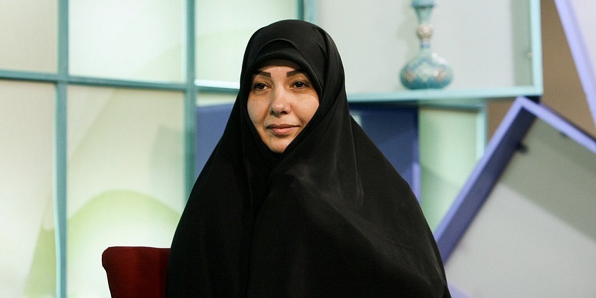زنی که گفت این مملکت مال حزب اللهی هاست کیست؟ /بیوگرافی منصوره معصومی اصل و دخترش+واکنش‌ها