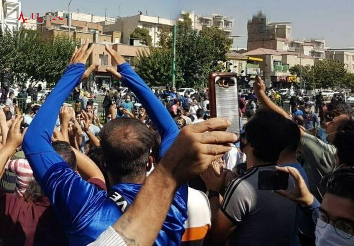تجمع اعتراضی متقاضیان تارا مقابل مجلس بر علیه ایران خودرو
