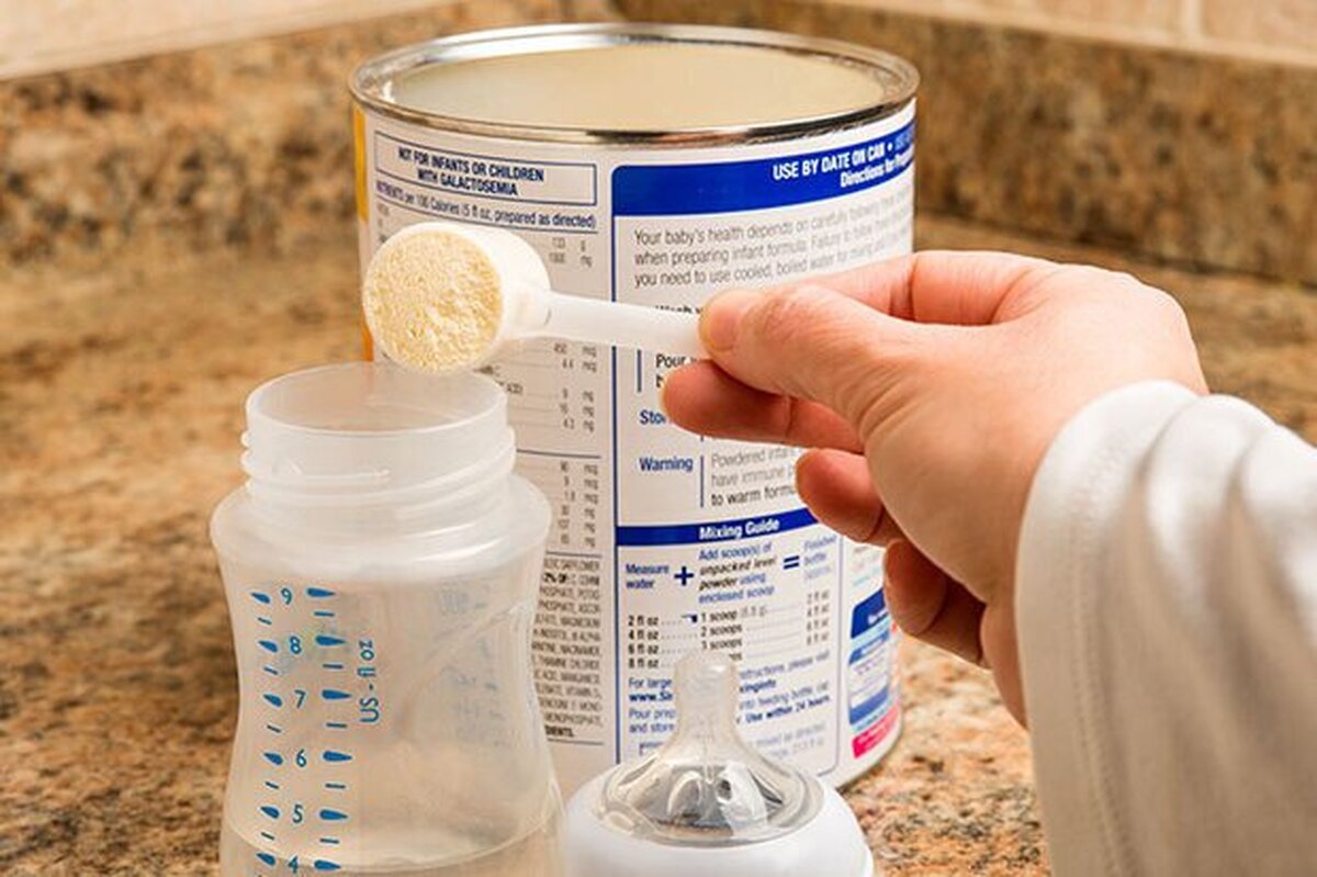 چالش‌های سهمیه‌ بندی شیر خشک با کارت ملی نوزادان/ چرا داروخانه‌ها شیرخشک ندارند؟