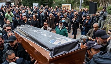 مراسم تشییع پیکر منوچهر والی‌زاده با حضور هنرمندان و پیشکسوتان