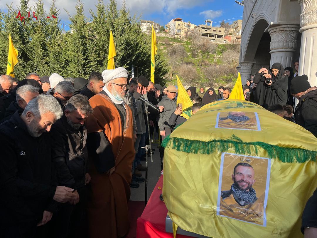 مراسم تشییع شهید بلال رامز زین در جنوب لبنان که پیکر او پس از ۲ ماه شناسایی شد + ویدیو