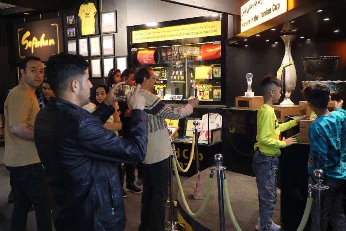 بازدید بیش از ۱۳ هزار گردشگر نوروزی از موزه سپاهان بازدید بیش از ۱۳ هزار گردشگر نوروزی از موزه سپاهان