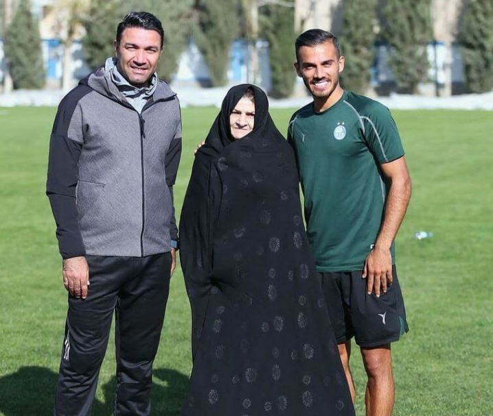 ستاره استقلال