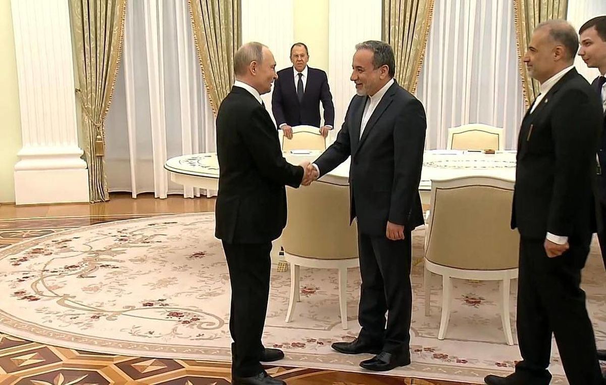 پیام رهبری به پوتین ابعاد روابط میان ایران و روسیه را در بر می‌گیرد