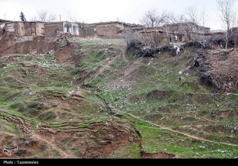 ببینید/ رانش وحشتناک زمین در بجنورد ببینید/ رانش وحشتناک زمین در بجنورد