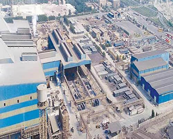 معمای افت در ترازنامه فولاد هرمزگان؛ آیا سیاست‌های فولاد مبارکه سالم است؟