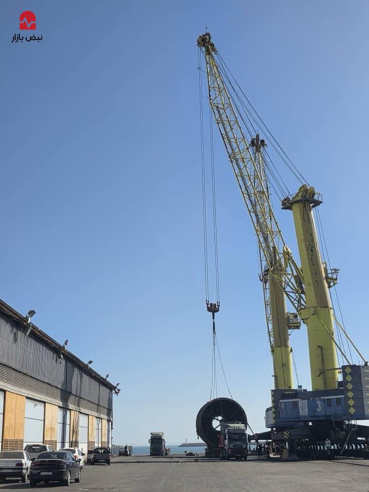 گامی تاریخی برای صنعت شرق کشور؛ تجهیزات کلیدی کارخانه کنسانتره فولاد خراسان رسید