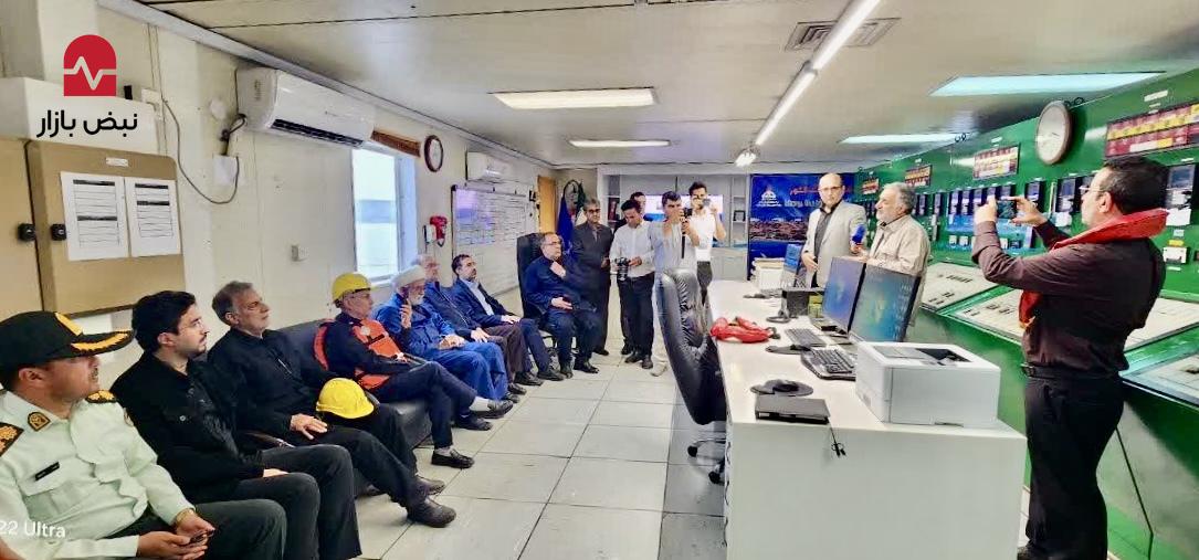 بازدید رئیس کمیسیون انرژی مجلس از پتروشیمی خارک و پایانه‌های نفتی