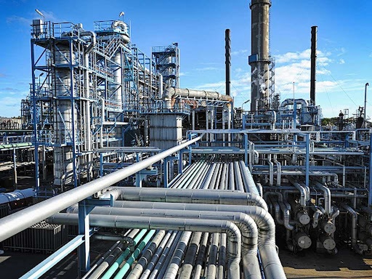 جذب سرمایه‌های مردم در صنعت پتروشیمی چگونه شکل می‌گیرد؟