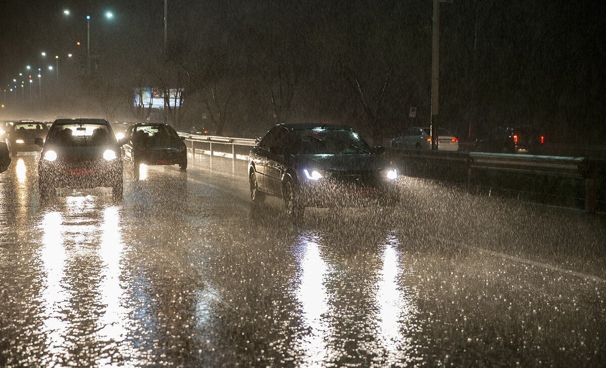 هواشناسی امروز ۱۵ اردیبهشت / رگبار و رعد و برق در راه ۱۹ استان