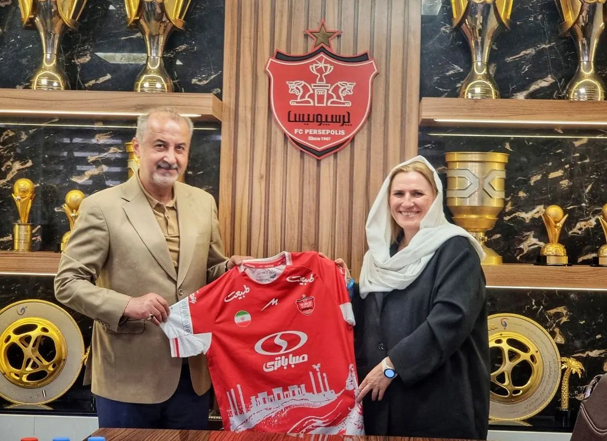 امضای تفاهم‌نامه پرسپولیس