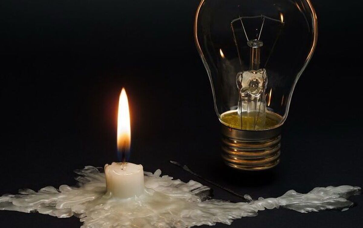 فیلم/ برق قطع شد، انسانیت وصل شد| اقدام بی‌نظیر زن جوان سیرجانی