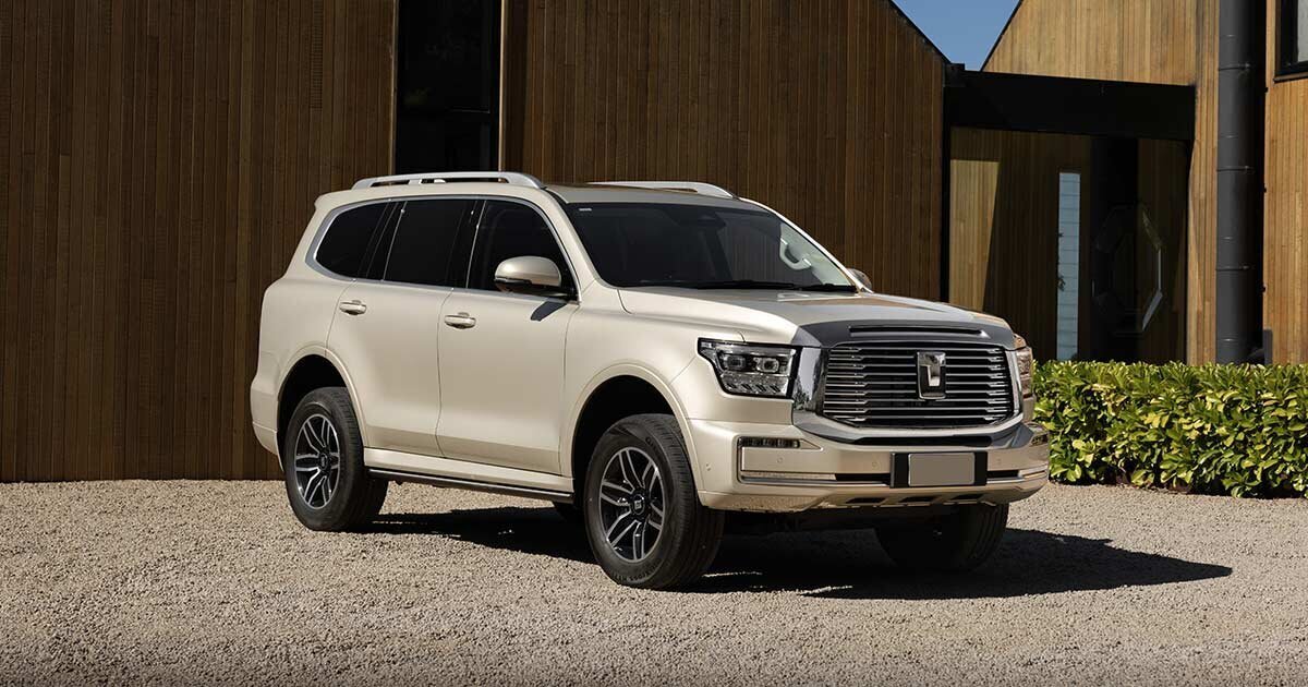 لندکروز چینی به تهران رسید + عکس