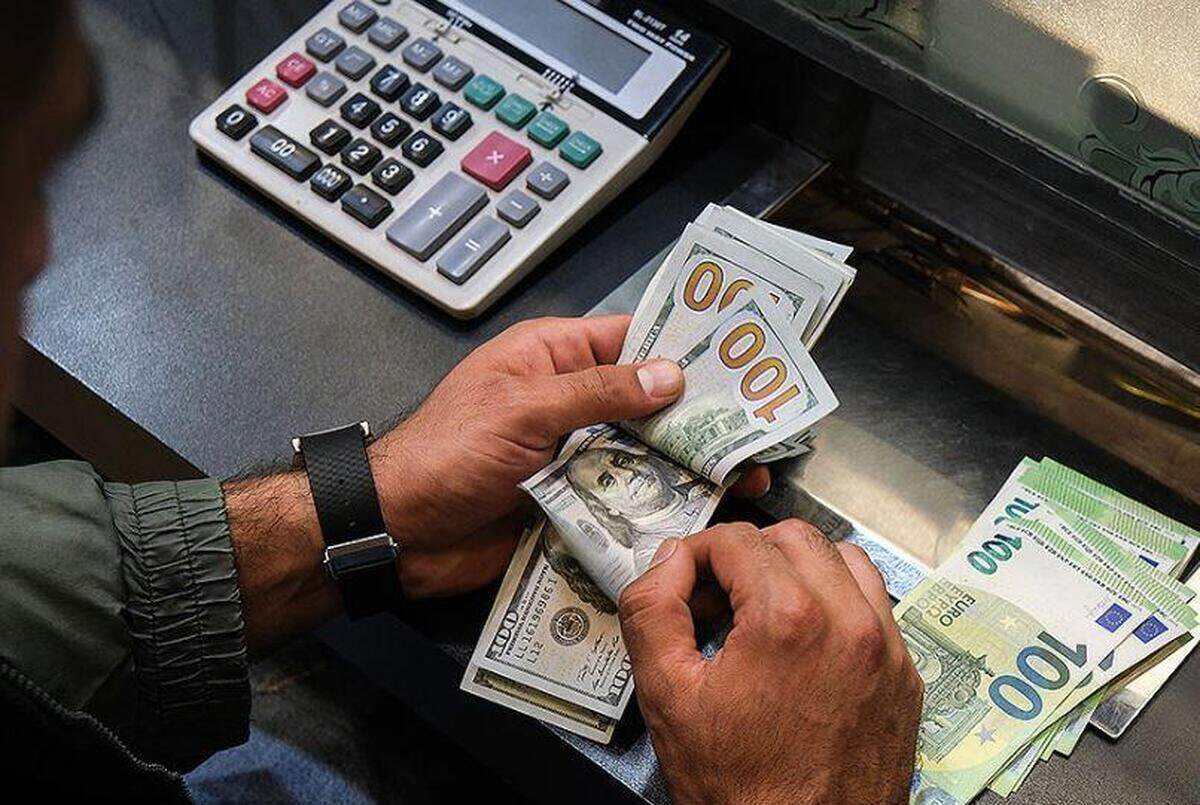 قیمت دلار امروز ۱۹ اردیبهشت / قیمت یورو و سایر ارزها چند؟ + جدول