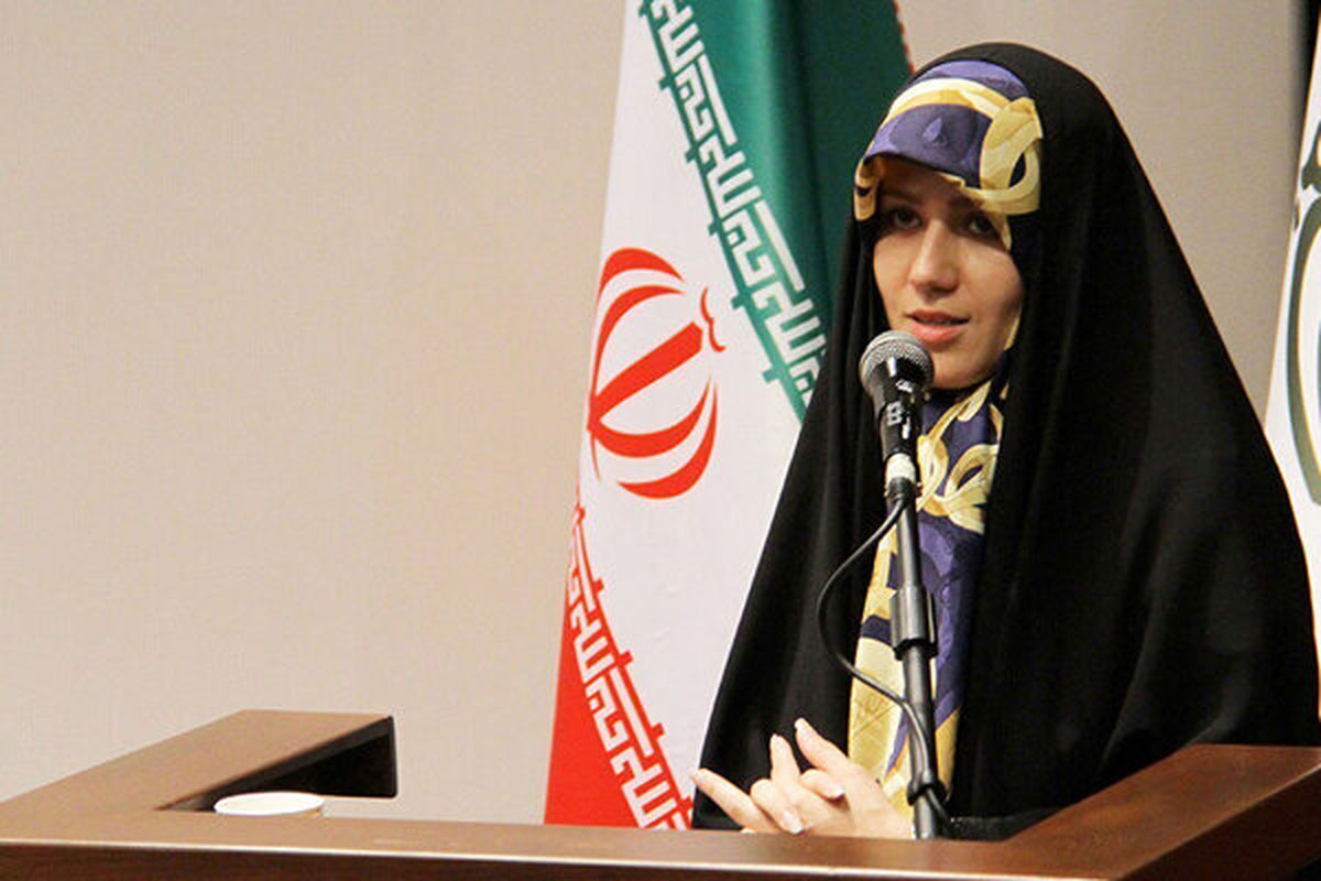 عکسی دردرناک از مراسم ختم مجری صدا و سیما