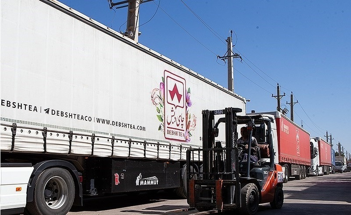 ۸۰۰ کانتینر چای دبش در حادثه بندر شهید رجایی نابود شد؟