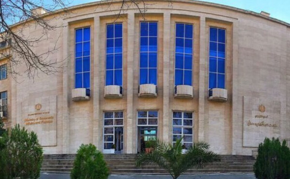 خبر جدید از معرفی وزیر اقتصاد / کرسی وزارت اقتصاد به چه کسی می‌رسد؟