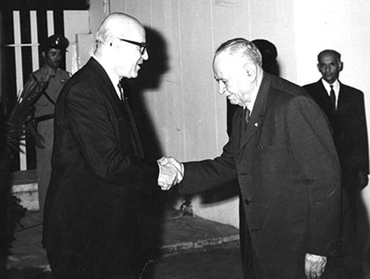 در دهه ۳۰ و ۴۰ صنعت فولاد ایران چه وضعیتی داشت؟