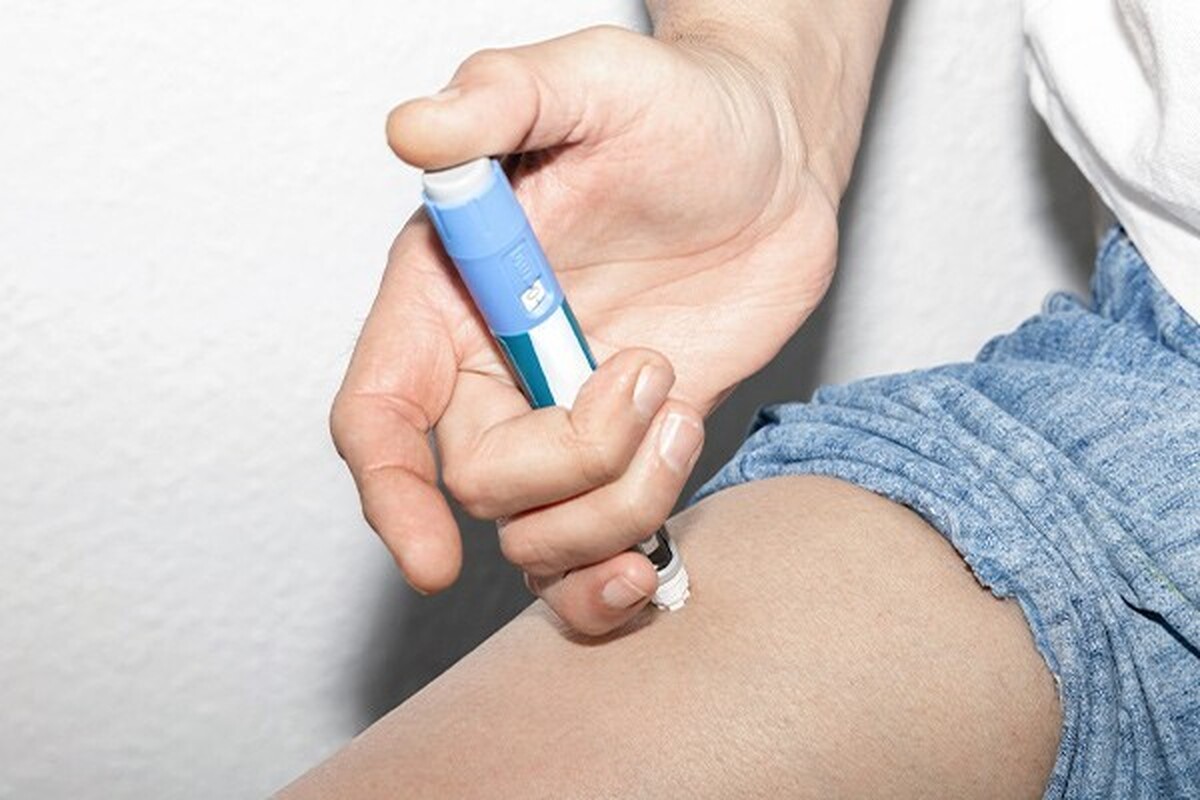 پلیس فتا وارد تبلیغات خطرناک شد | مقابله با تغییر رنگ چشم و آمپول‌های لاغری