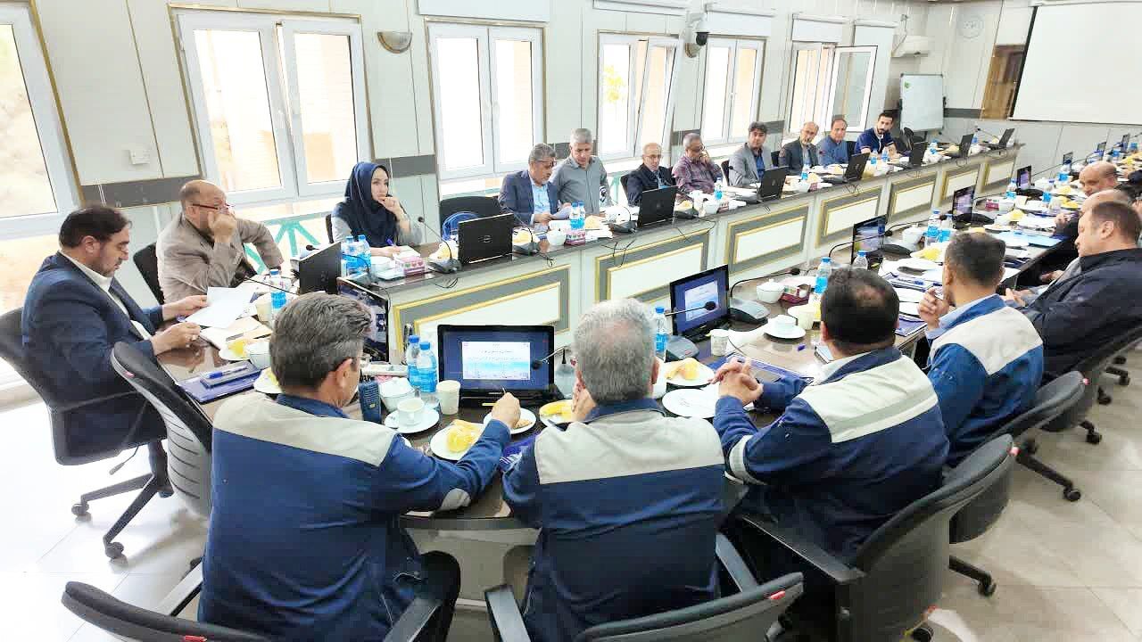 نشست تخصصی رفع موانع پروژه تأمین برق طرحهای توسعهای پتروشیمی تبریز نشست تخصصی رفع موانع پروژه تأمین برق طرحهای توسعهای پتروشیمی تبریز