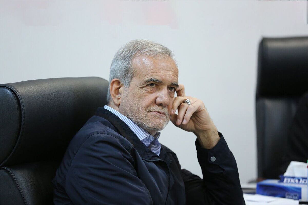 عکس/ دستور پزشکیان برای توقف فوری فروش اینترنتی دارو