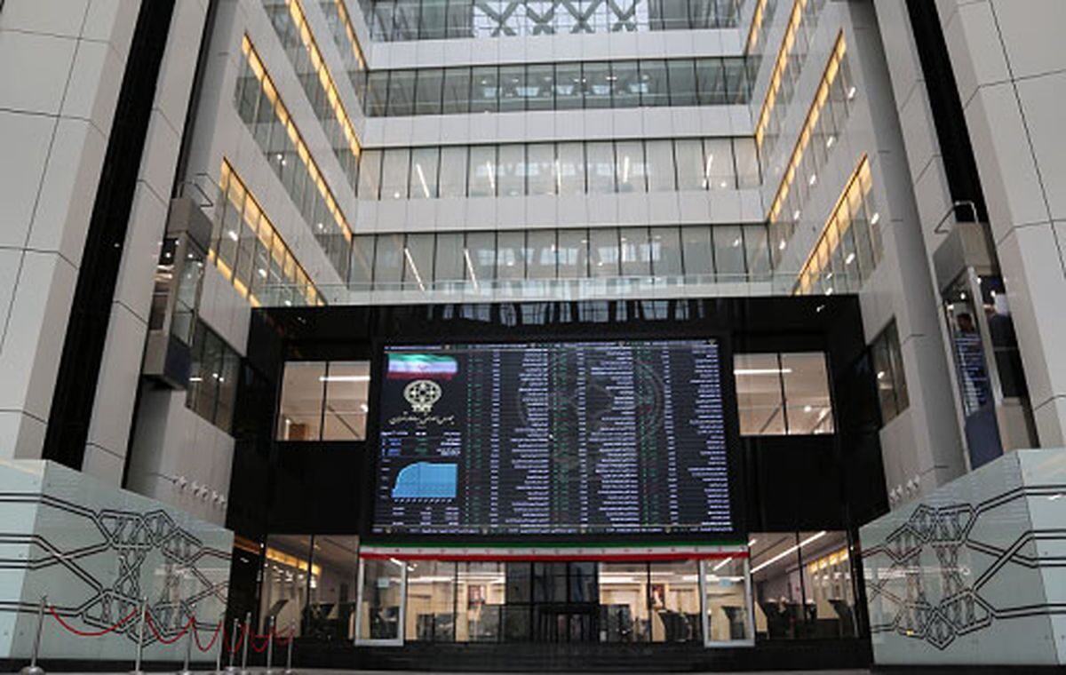 امید به بازار سرمایه بازگشت / رشد شاخص کل بورس امروز ۱۲ خرداد