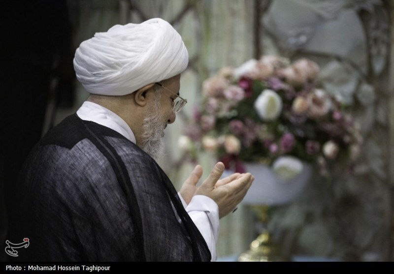 نماز عید قربان در مسجد جمکران + عکس نماز عید قربان در مسجد جمکران + عکس