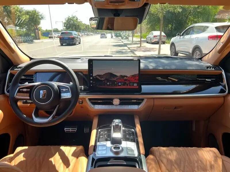 ارزش لندکروز چینی در ایران چقدر است؟