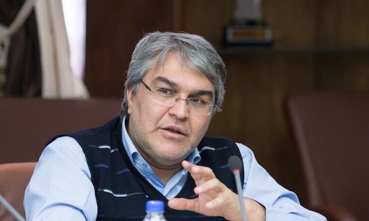 بررسی دلایل افزایش قیمت خودسرانه ایران خودرو/ آیا ایران خودرو تخلف کرده است؟ 

 