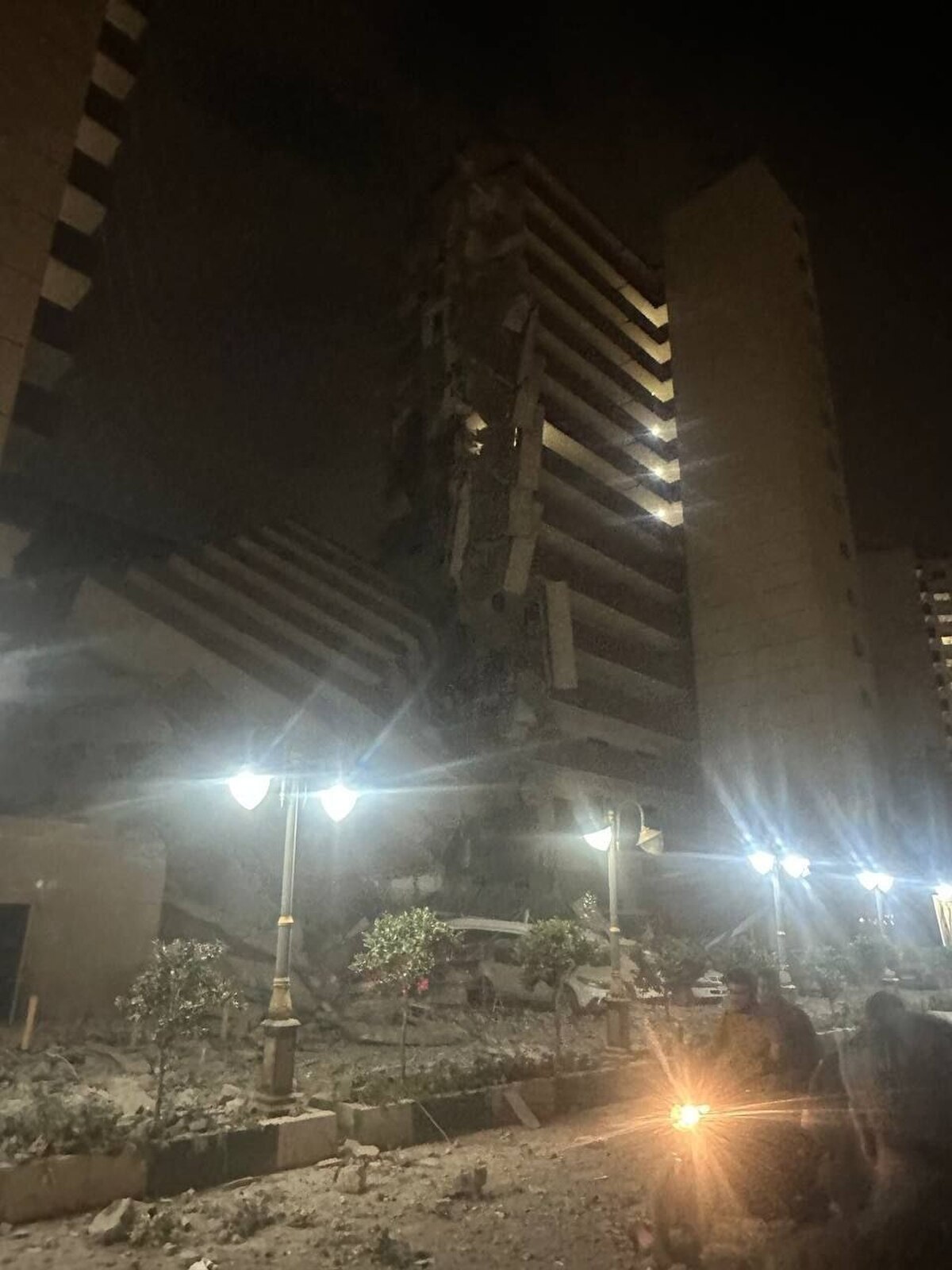 تصاویری از حمله اسرائیل به مناطق مسکونی در تهران