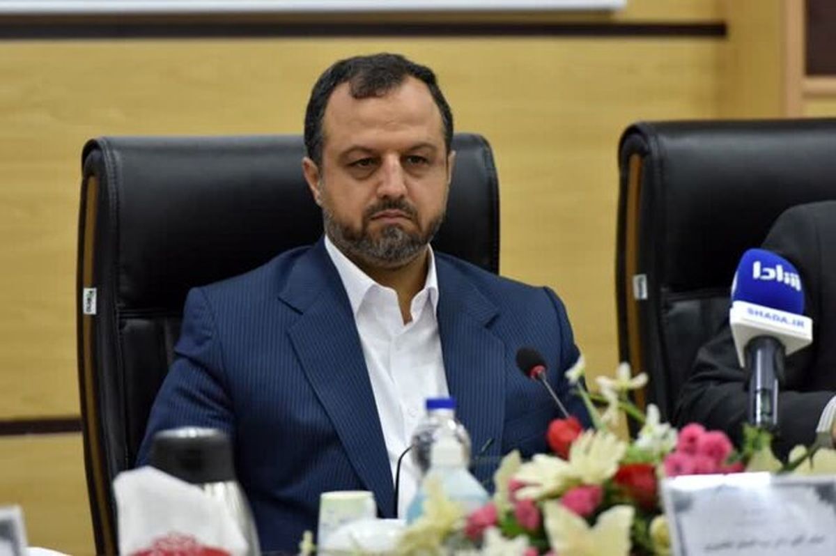 عکس/ عبور از تنگه هرمز فقط با اجازه ایران