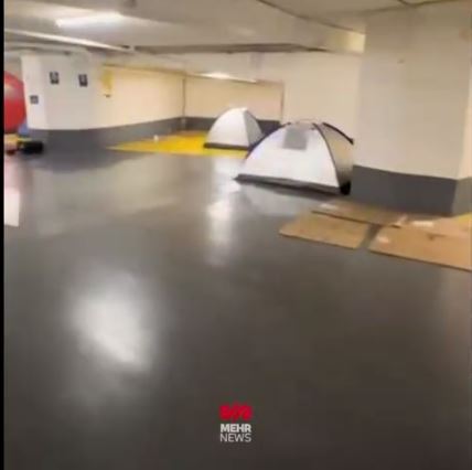 اسرائیلی‌ها در پارکینگ‌های تل آویو چادر زدند