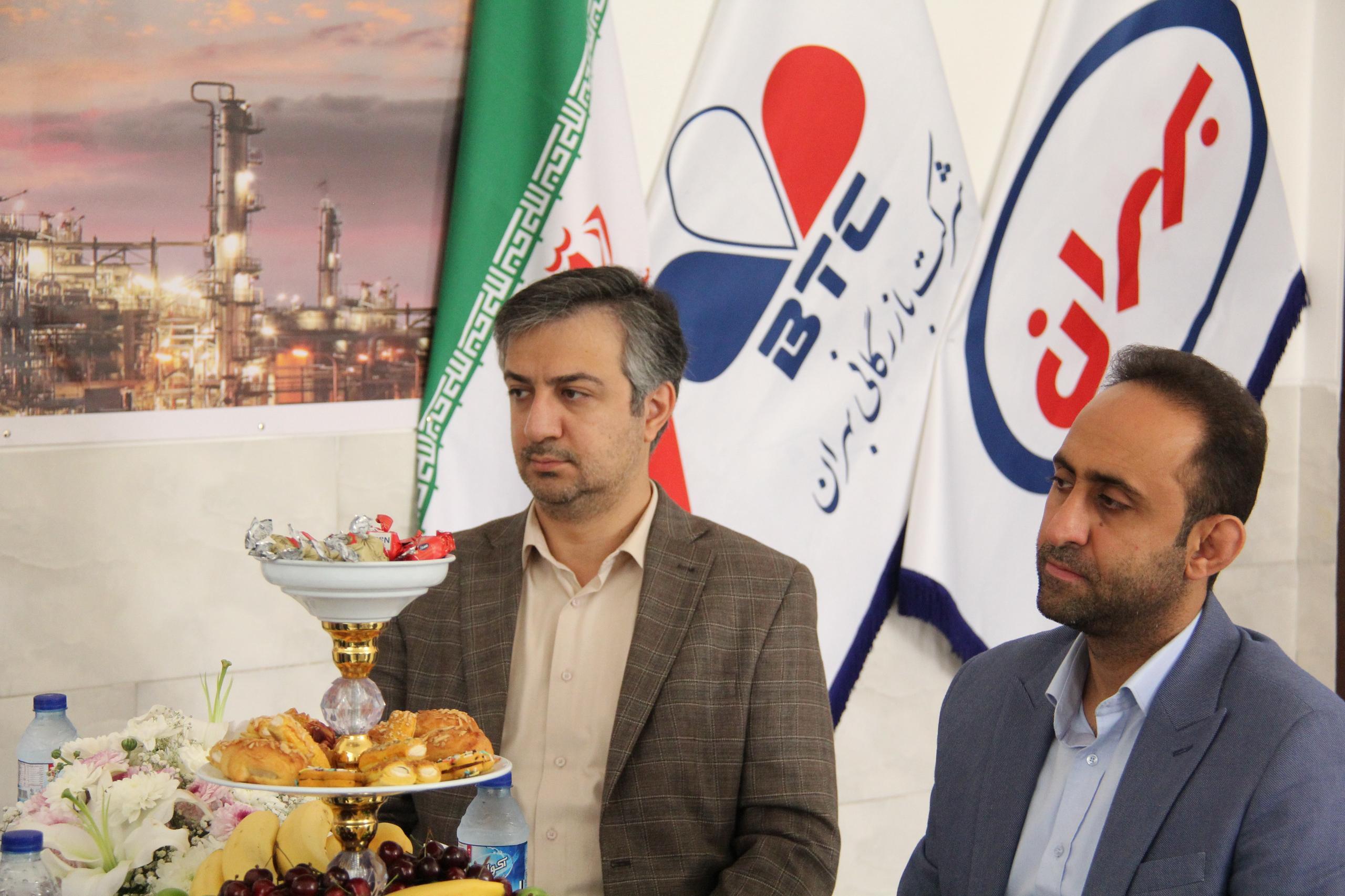 شرکت نفت بهران دفتر توزیع مویرگی استان فارس خود را در شهر شیراز افتتاح کرد شرکت نفت بهران دفتر توزیع مویرگی استان فارس خود را در شهر شیراز افتتاح کرد